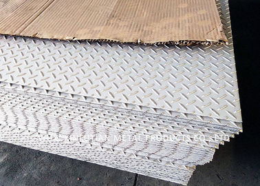 304 Checked Plate Stainless Steel Surface Finish For Construction Site